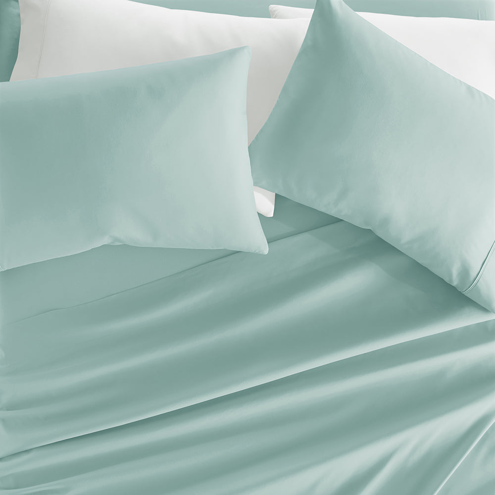 aqua