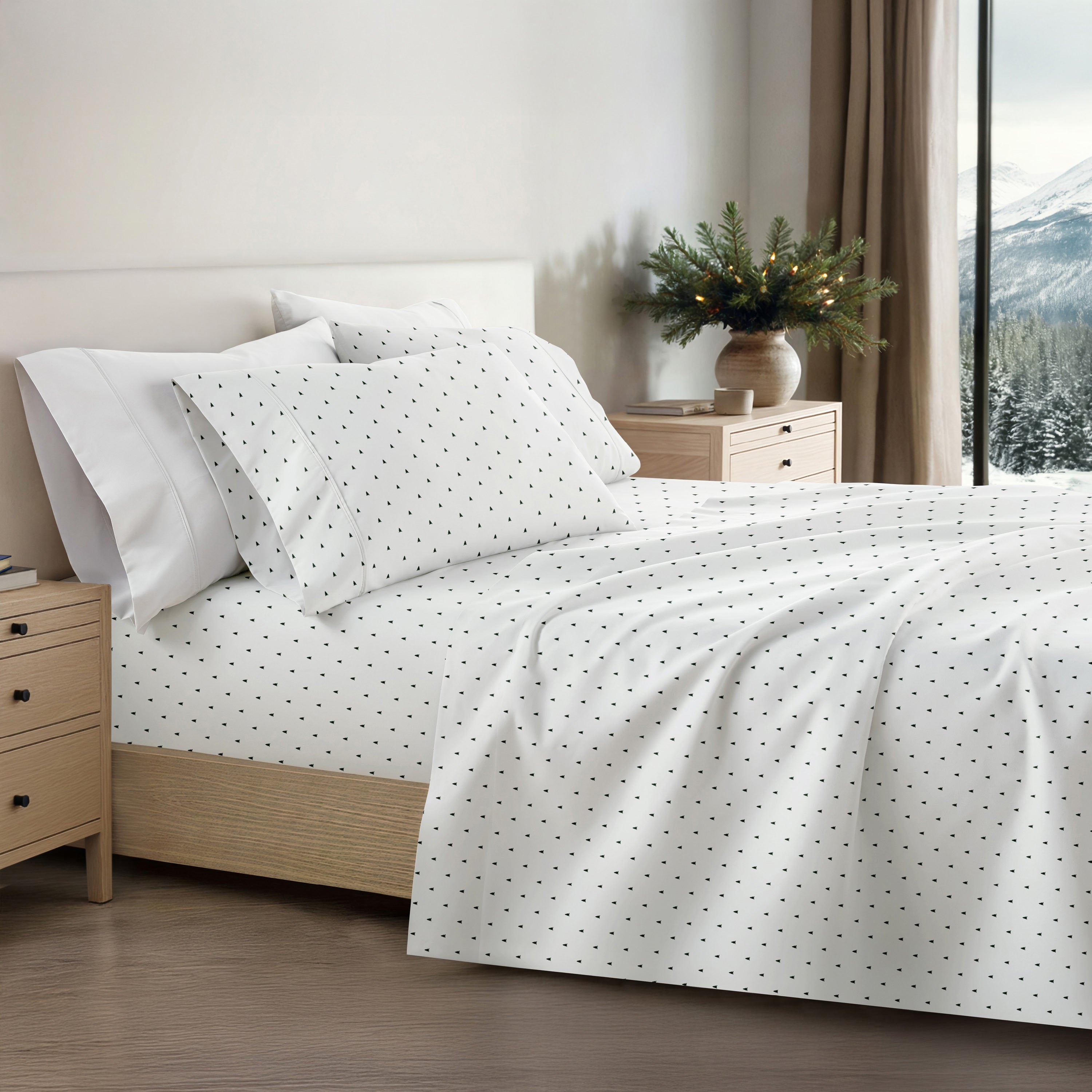 Pine Tree Patterned 4-Piece Sheet Set