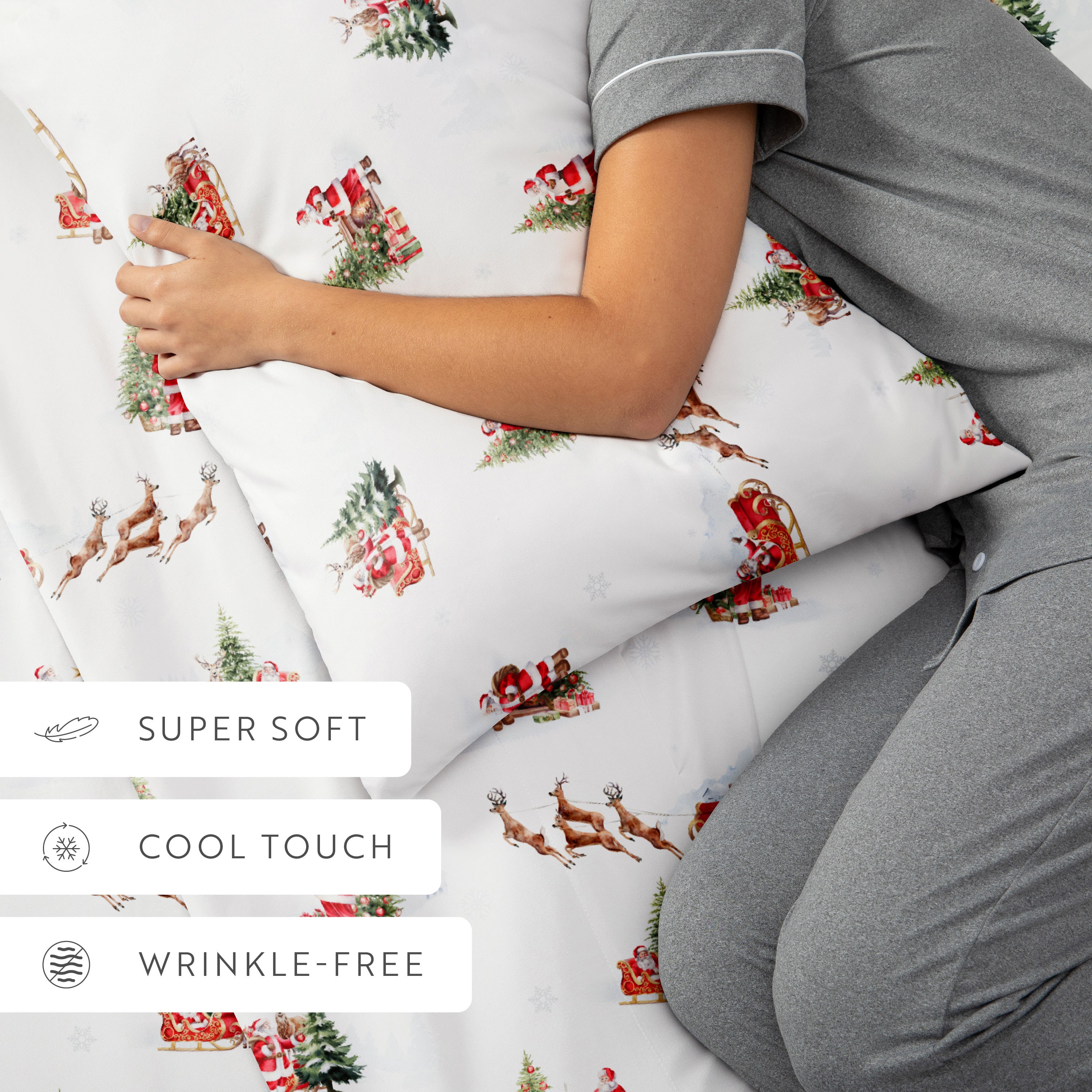 Vintage Santa Patterned 4-Piece Sheet Set