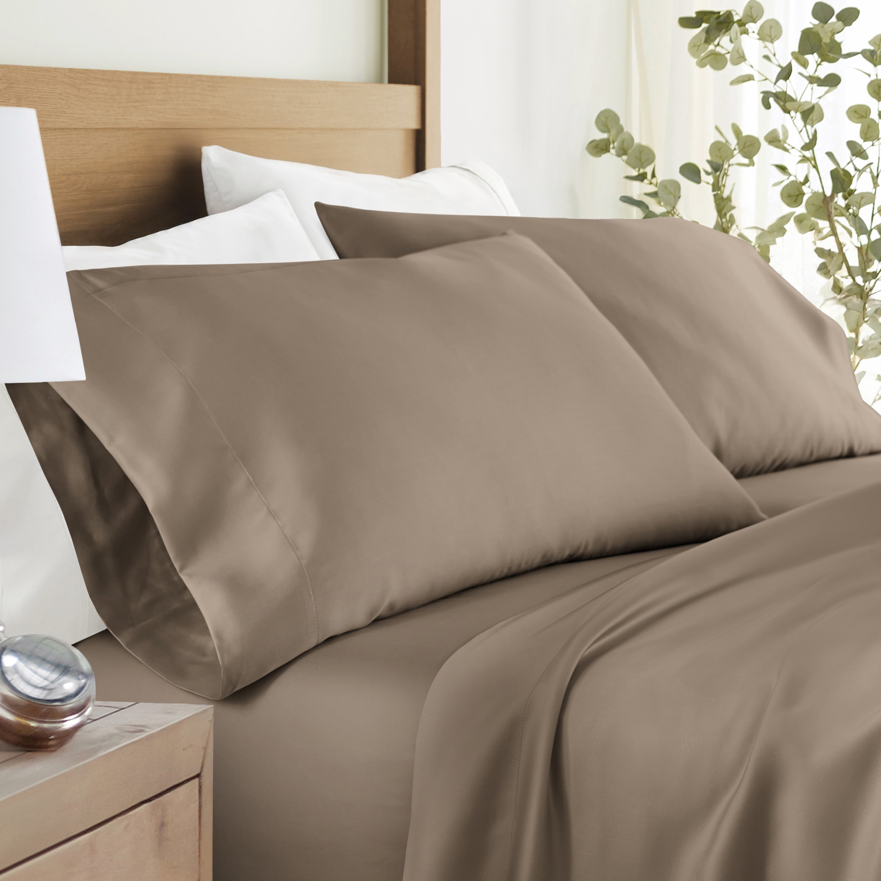 Taupe